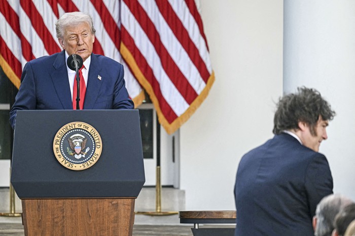 Donald Trump y Javier Milei, el 14 de octubre, en la Casa Blanca. · Foto: Andrew Caballero Reynolds, AFP Donald Trump y Javier Milei, el 14 de octubre, en la Casa Blanca. · Foto: Andrew Caballero Reynolds, AFP