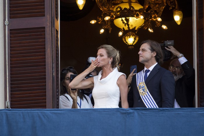 Lorena Ponce de León y Luis Lacalle Pou en el edificio José Artigas, el 1° de marzo de 2020, en Montevideo. · Foto: Ernesto Ryan Lorena Ponce de León y Luis Lacalle Pou en el edificio José Artigas, el 1° de marzo de 2020, en Montevideo. · Foto: Ernesto Ryan