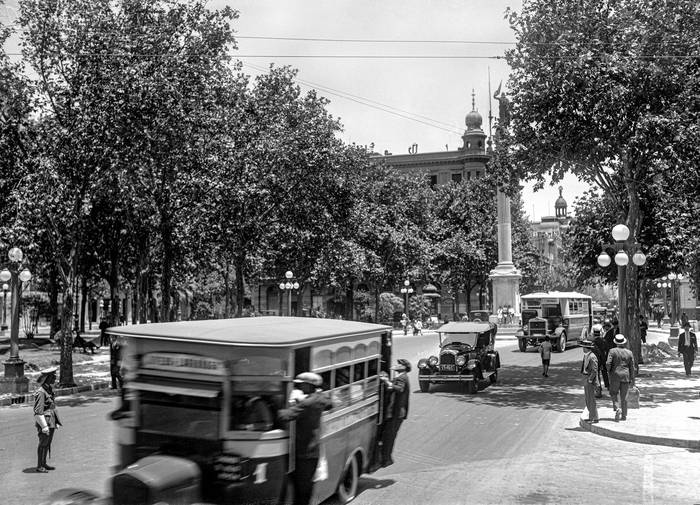 Plaza Cagancha, año 1927.
Foto: Fotógrafos municipales, Centro de Fotografía