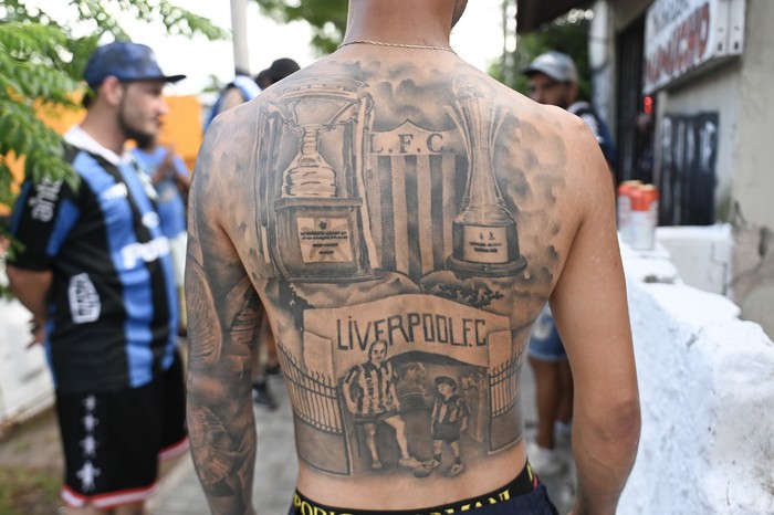 Hinchas de Liverpool en el estadio Belvedere (archivo). · Foto: Alessandro Maradei Hinchas de Liverpool en el estadio Belvedere (archivo). · Foto: Alessandro Maradei