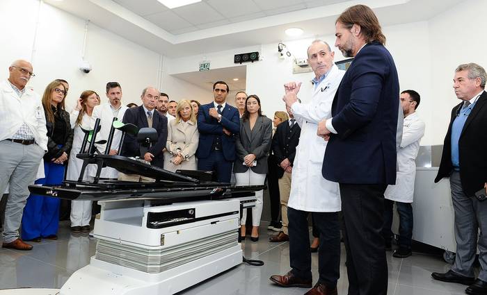 Inauguración un equipo de radioterapia en el Hospital de la Mujer · Foto: Presidencia de Uruguay